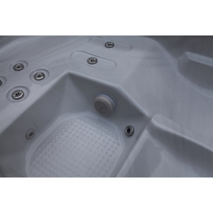 Luxury Spas Solace 3-Person Plug N Play Hot Tub