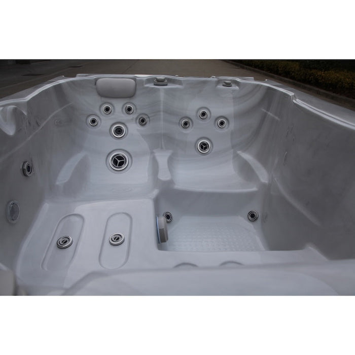 Luxury Spas Solace 3-Person Plug N Play Hot Tub