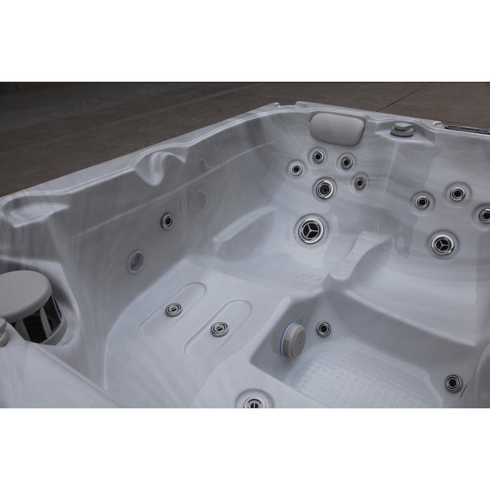 Luxury Spas Solace 3-Person Plug N Play Hot Tub