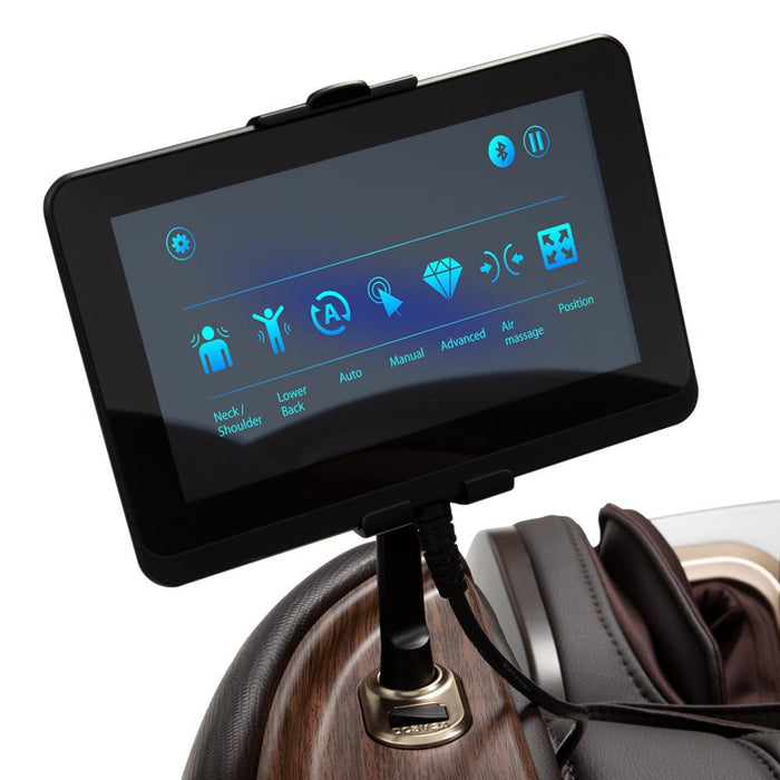Hilux brown display