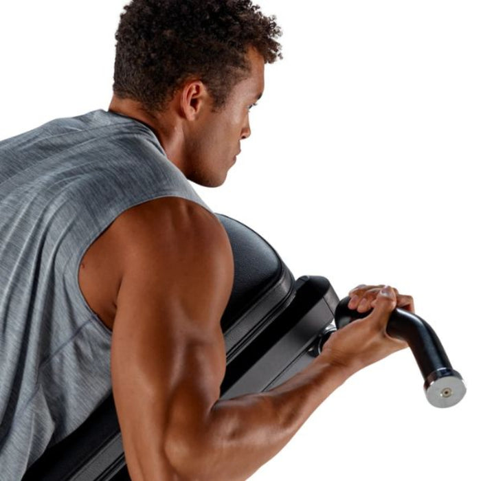Total Gym ELEVATE Pull Up Male User