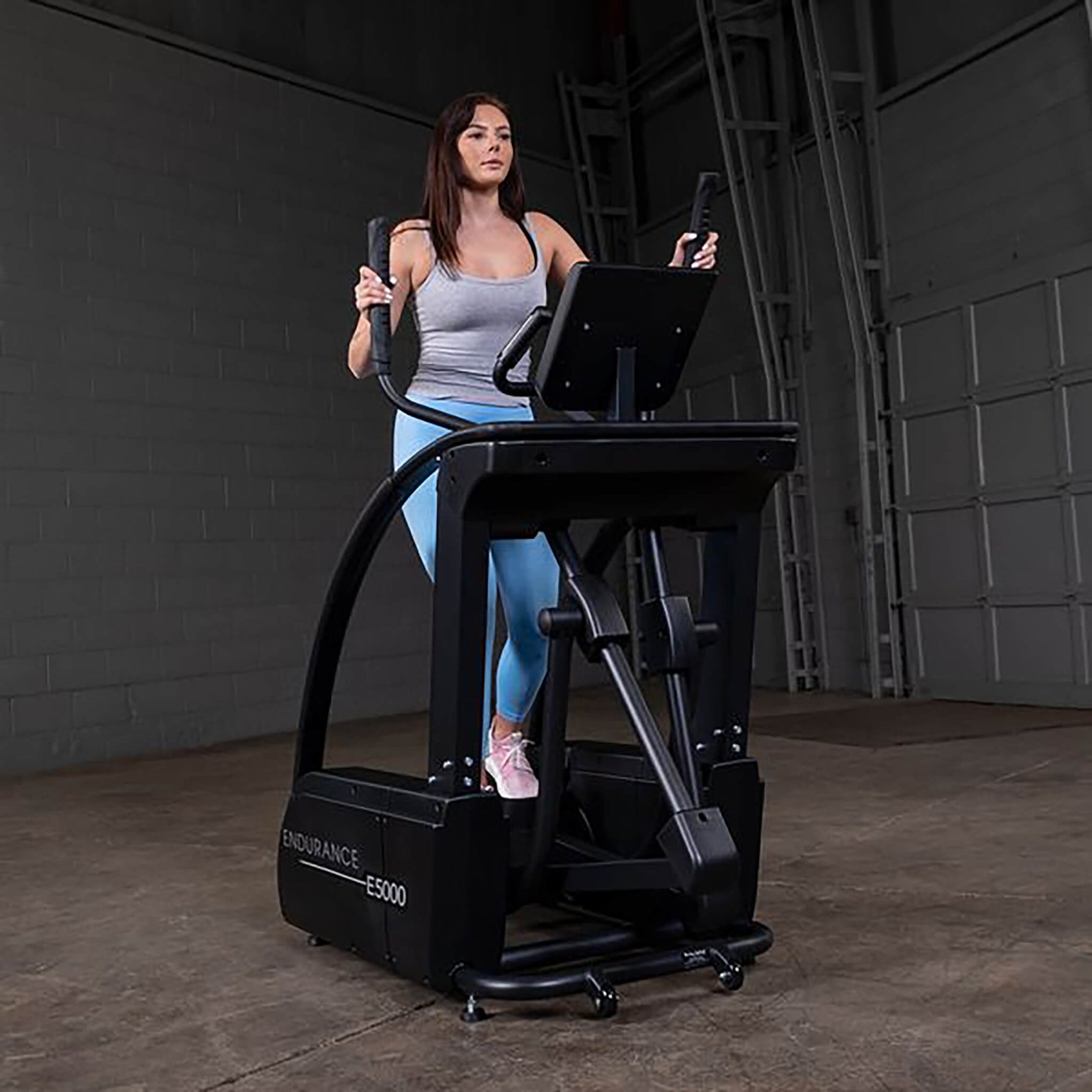 Body Solid Endurance E5000 Premium Elliptical Trainer | Now With Free ...