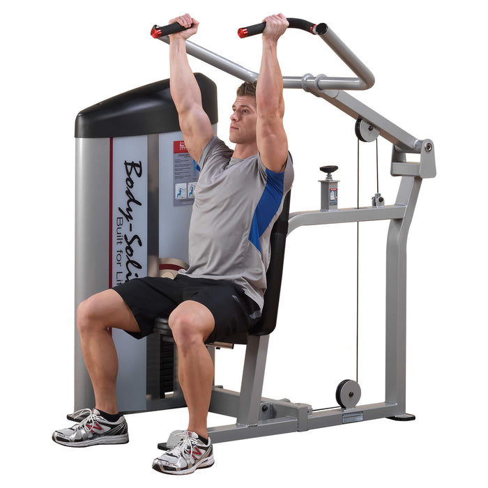 pro clubline shoulder press s2sp man white background